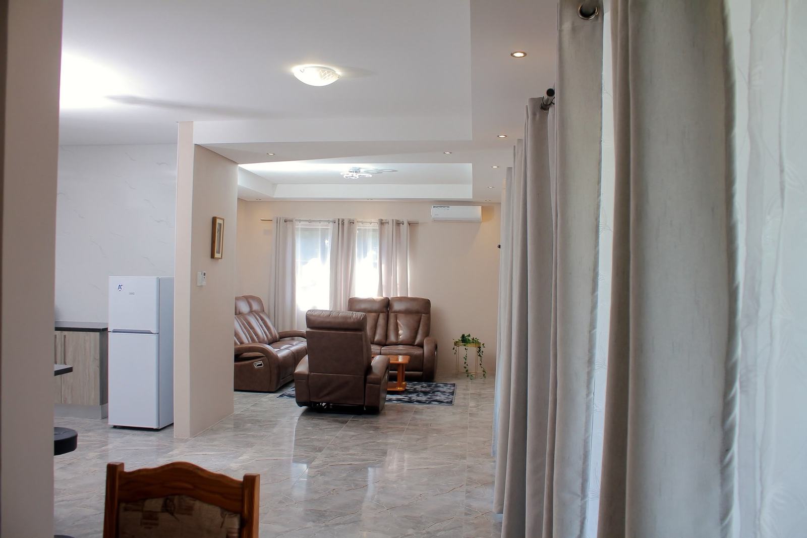 Lounge interior at Brookside Lodge